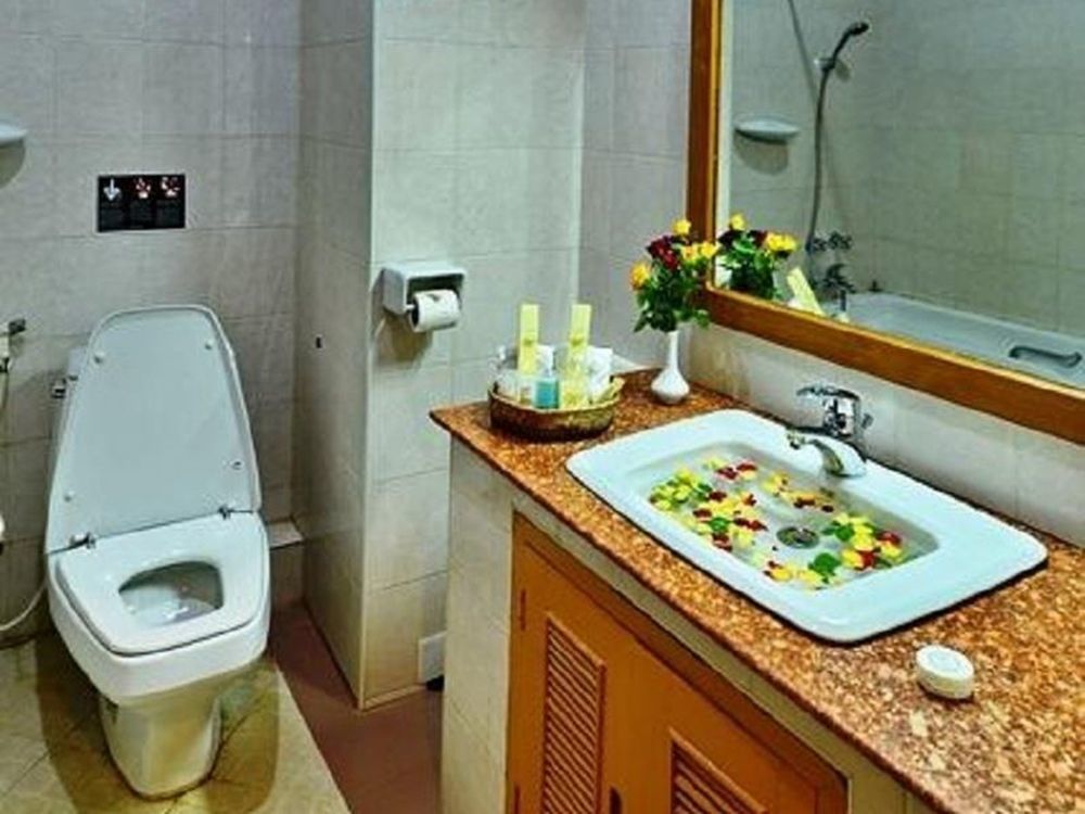 Win Unity Hotel Pyin Oo Lwin Eksteriør bilde
