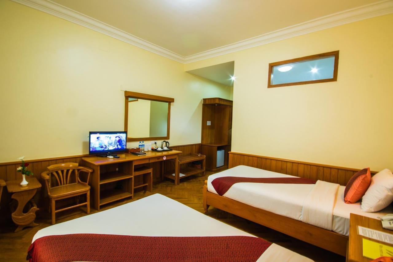 Win Unity Hotel Pyin Oo Lwin Eksteriør bilde