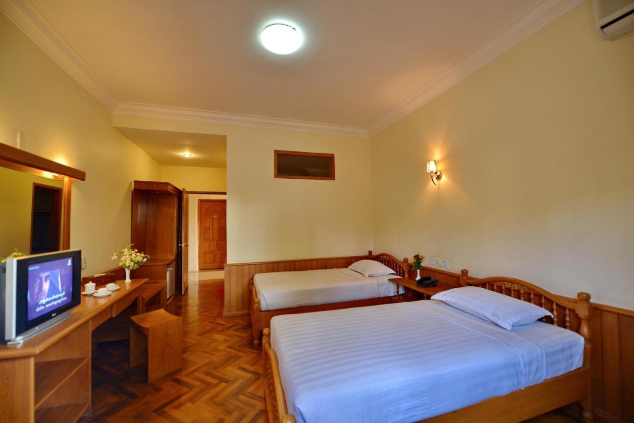 Win Unity Hotel Pyin Oo Lwin Eksteriør bilde