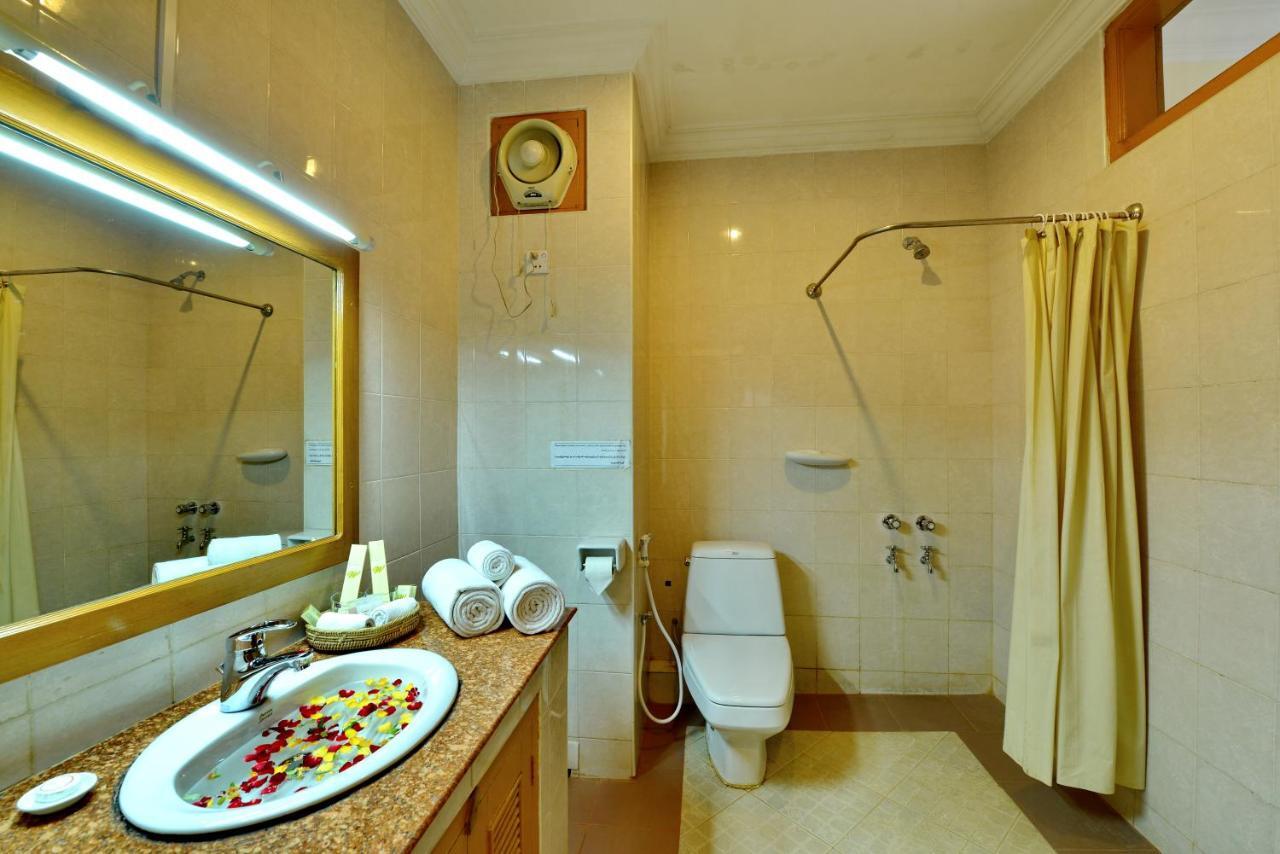 Win Unity Hotel Pyin Oo Lwin Eksteriør bilde